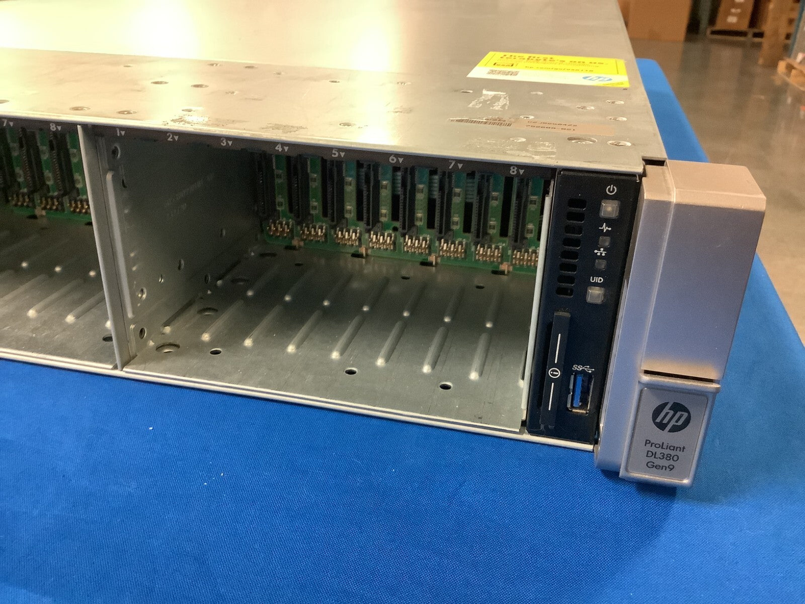 HP 752689-B21 DL380 G9 8 bay Server 2U Raid Cable Fans, No PSU, No HDD, no CPU