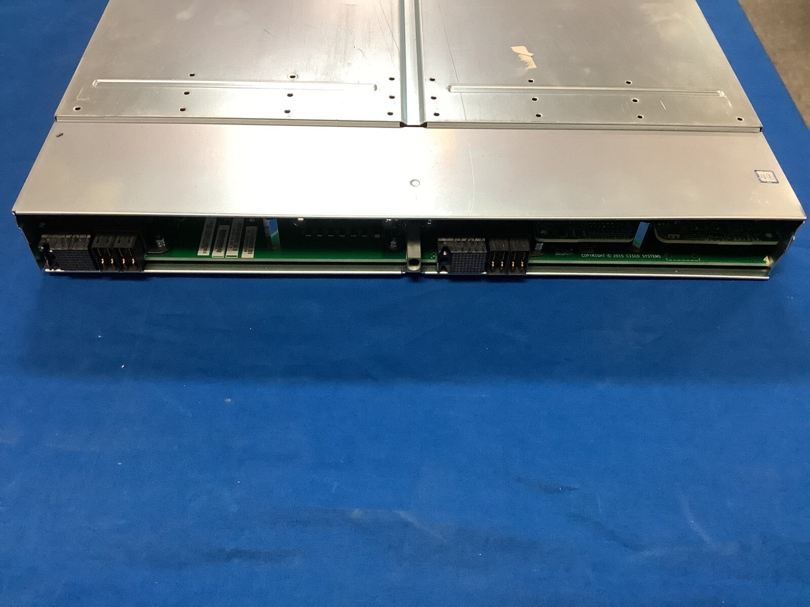 UCSB-B420-M4 V03 Cisco UCSB-B420 M4 B420 M4 Blade Server