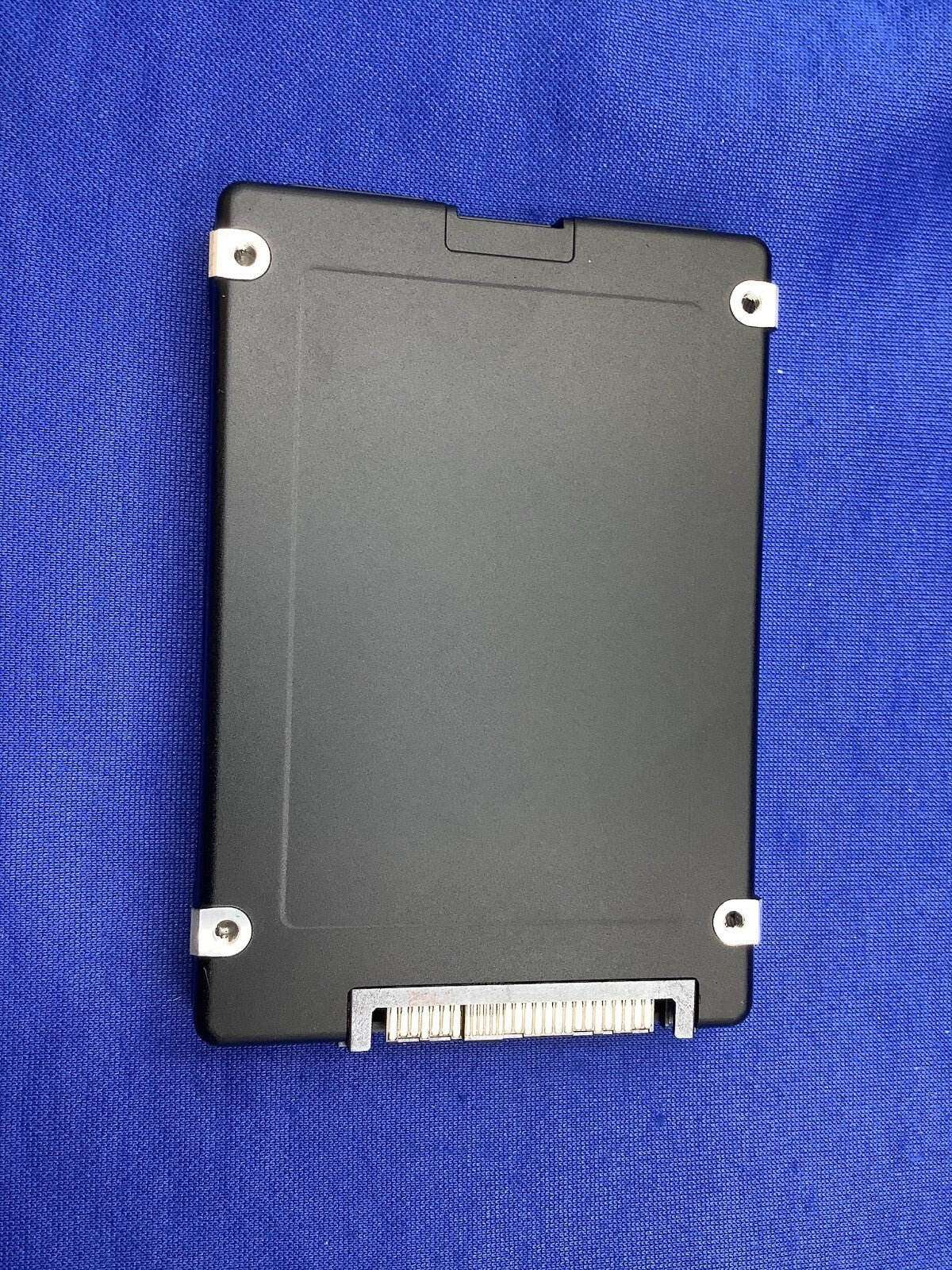 MZ-WLJ7T60 SAMSUNG PM1733 7.68TB NVME 2.5" U.2 PCIE4.0 SSD MZWLJ7T6HALA