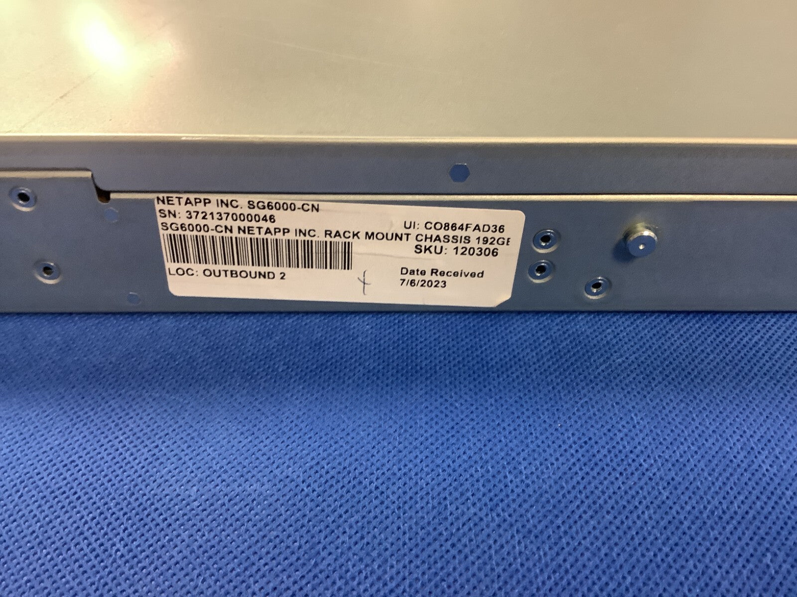NetApp SG6000 12 bay Storage Appliance w/ MBD(31S5BMB02C0) PCI riser PSU Fan HS