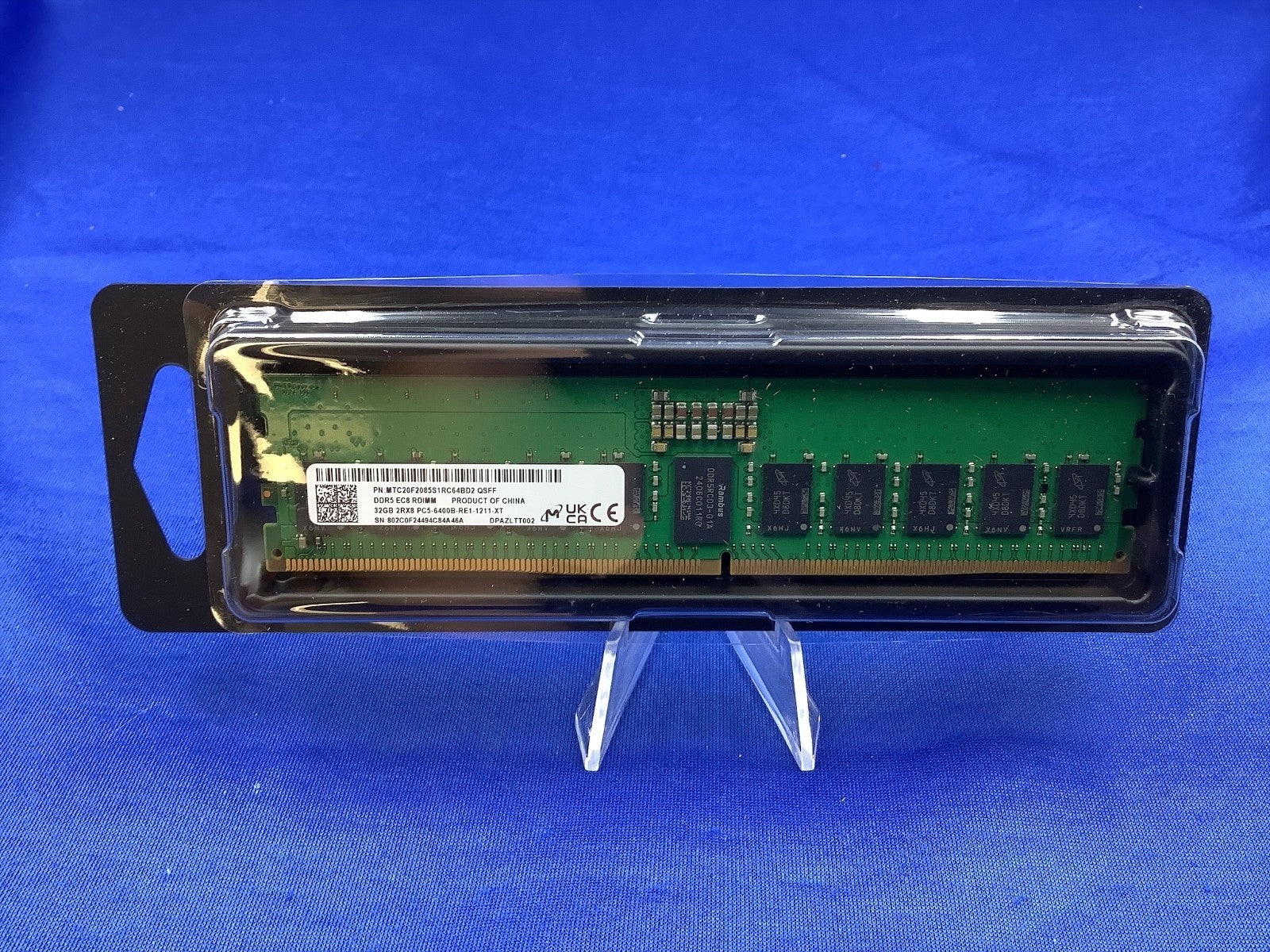 MTC20F2085S1RC64BD2  MICRON 32GB (1X32GB) 2Rx8 PC5-6400B RDIMM MEMORY