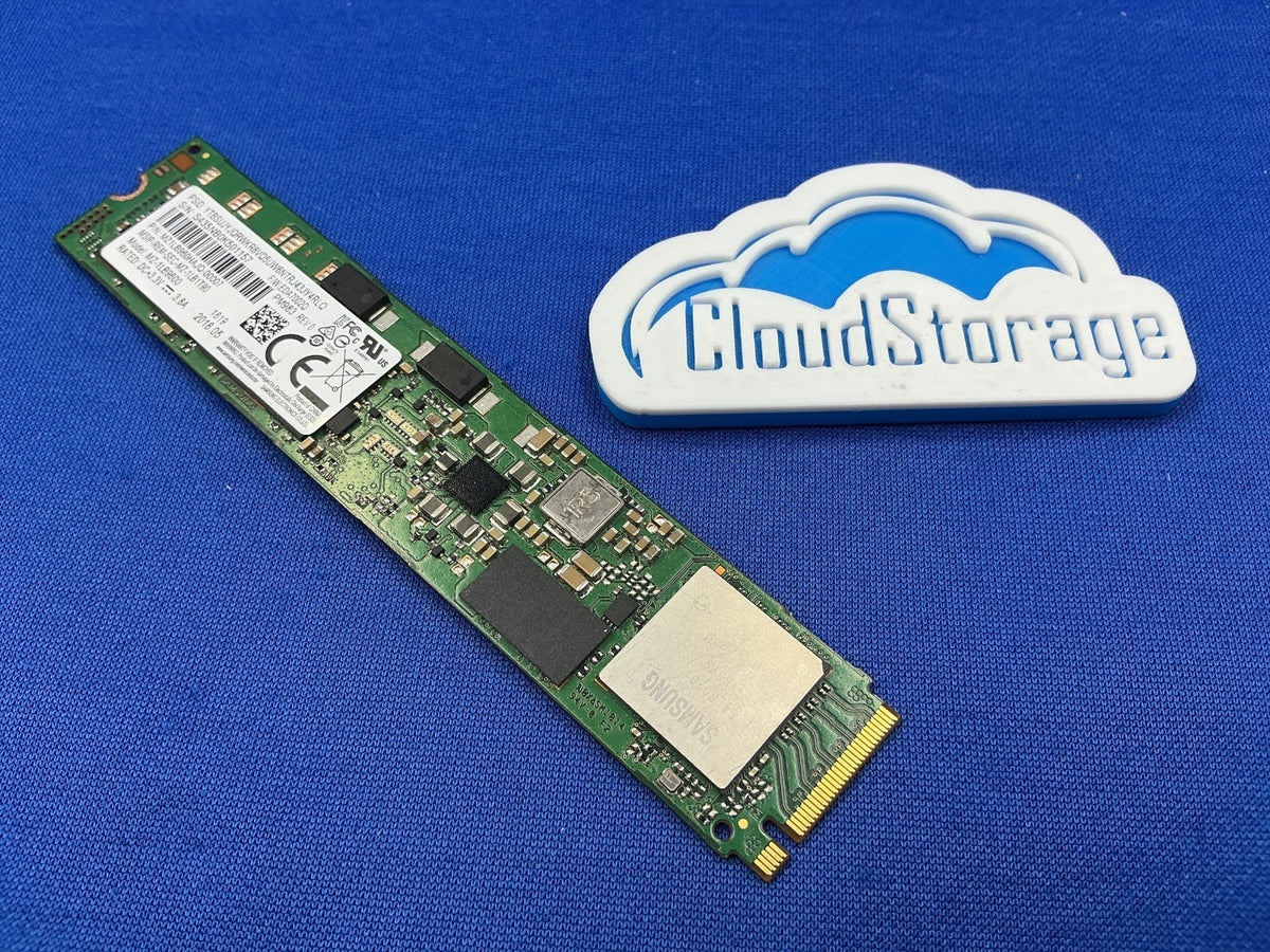 Samsung MZ-1LB9600 PM983 960GB M.2 22110 PCIe 3.0 x4 Enterprise NVMe SSD
