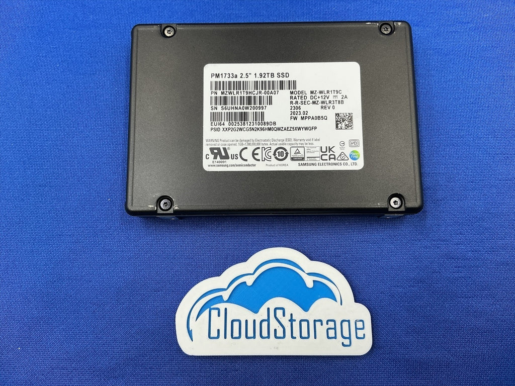 MZ-WLR1T9C Samsung PM1733a 1.92TB PCIe Gen4 X4 NVMe 2.5 U.2Read Intensive  SSD