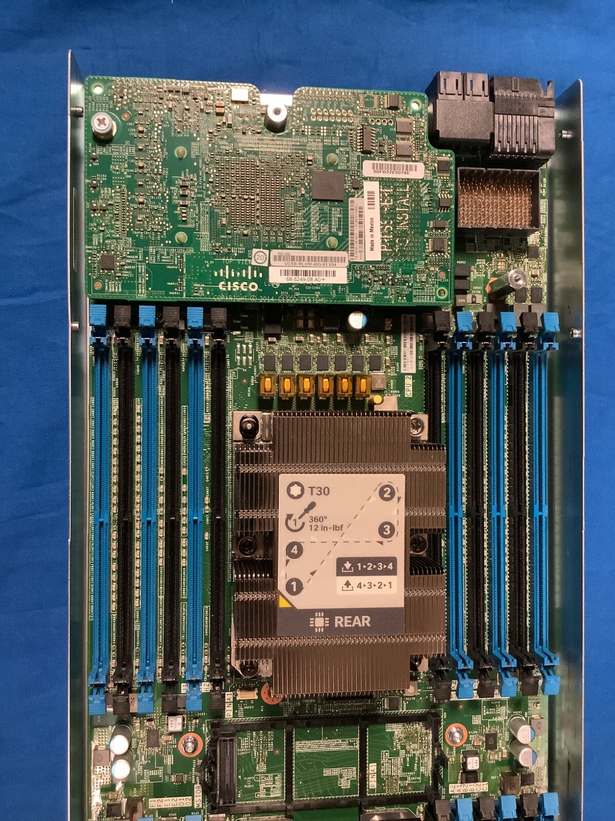 Cisco UCSB-B200-M5 Blade Server  73-17637-11 CTO Chassis