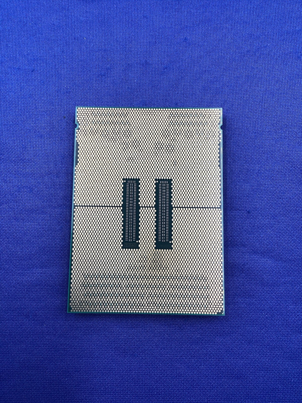SRMGF Intel® Xeon® Gold 6426Y 37.5M Cache, 2.50 GHz CPU PK8071305120102