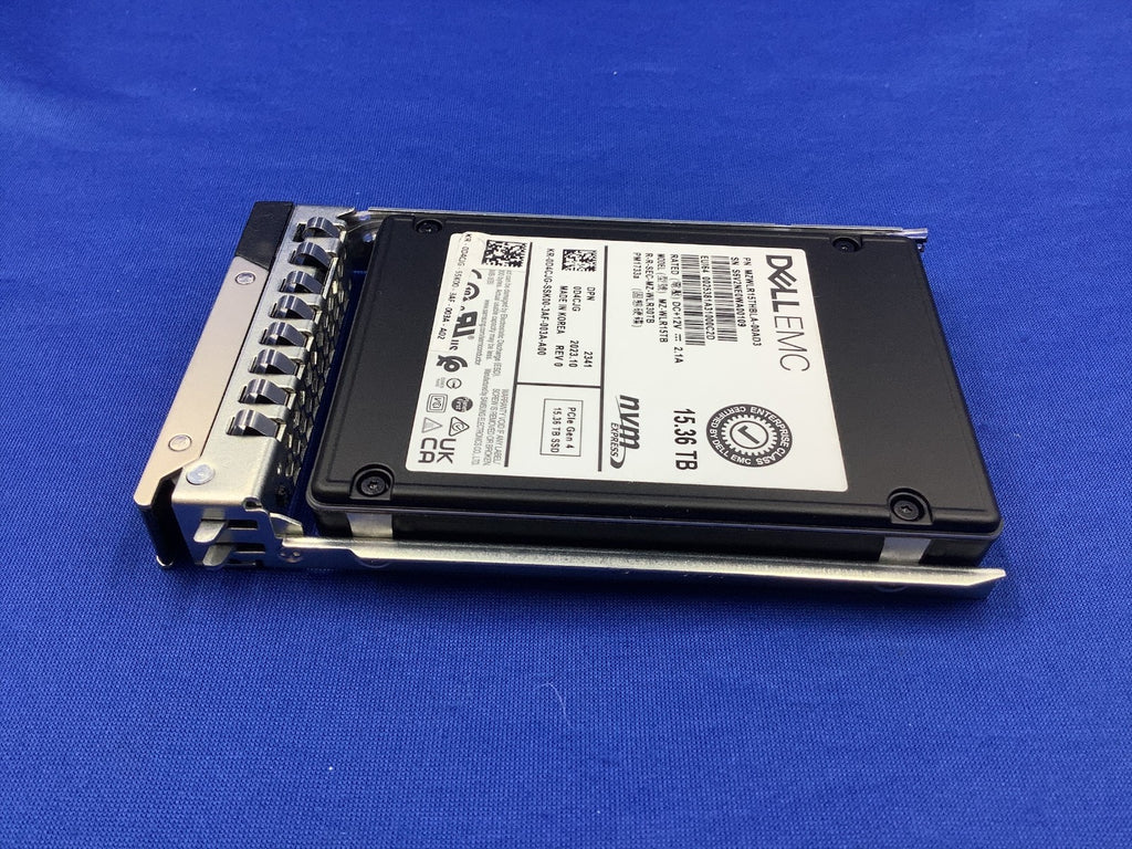Dell D4CJG 15.36TB Samsung PM1733a U.3 NVMe Gen4 Read Intensive SSD MZ-WLR15TB