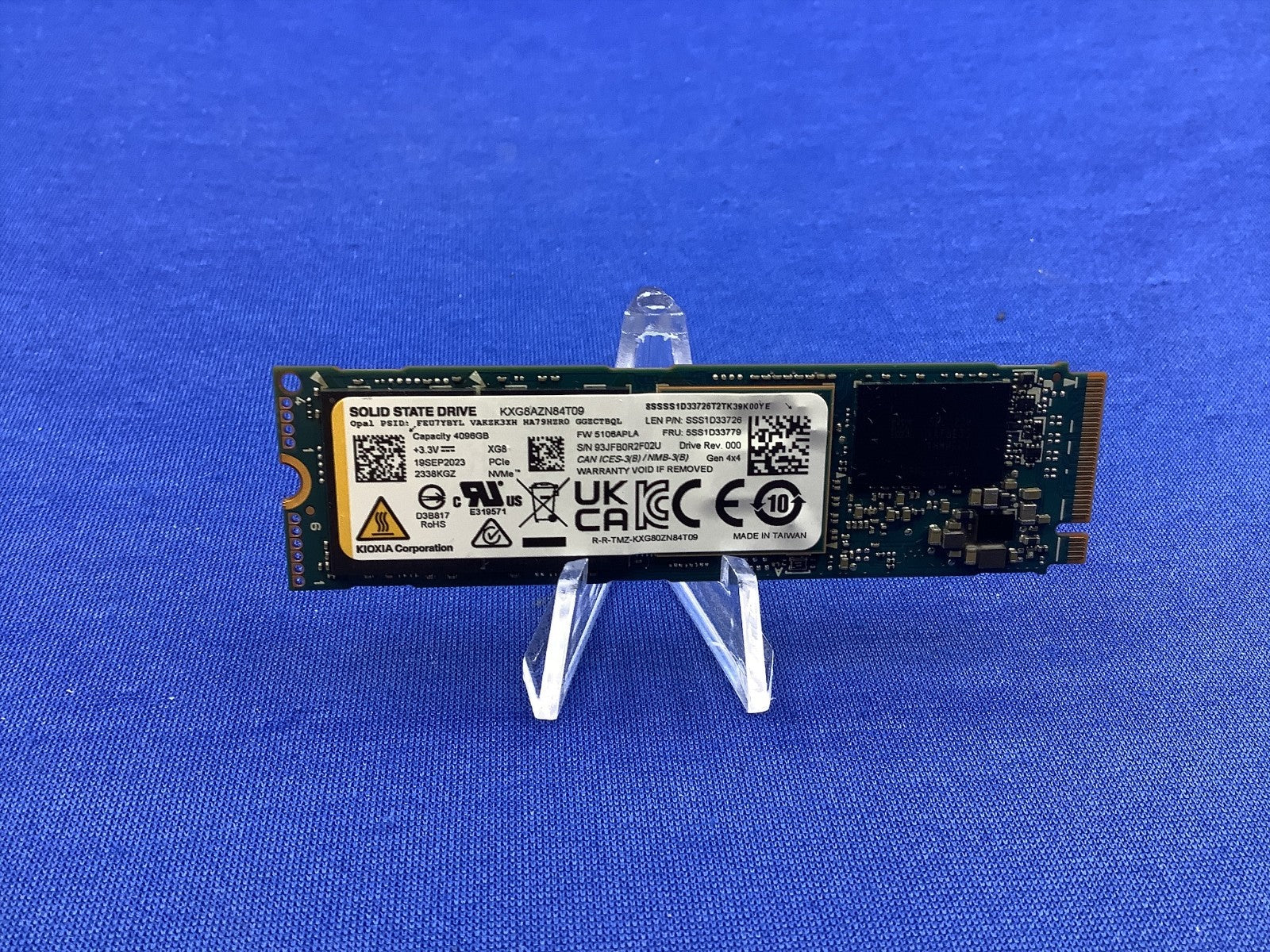 KXG8AZN84T09 Kioxia 4TB  M.2 2280 PCIe 4.0 x4 NVMe internal SSD Lenovo