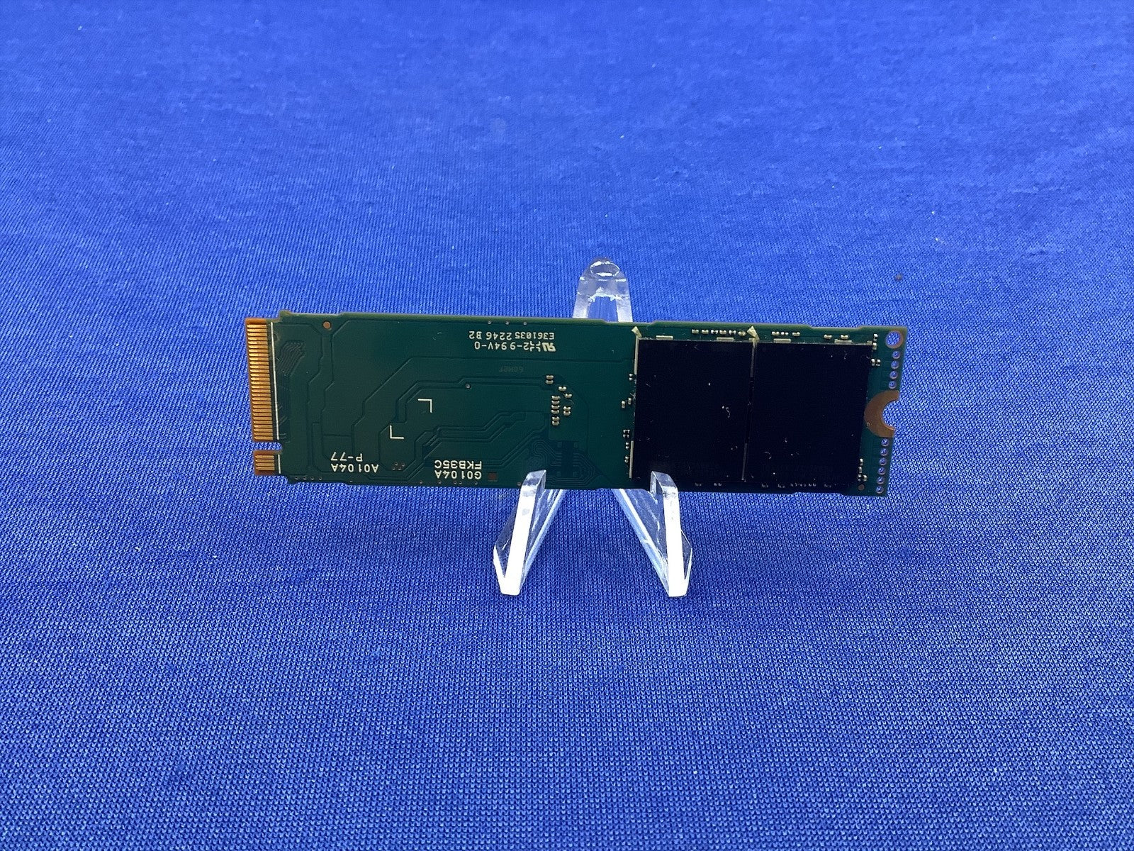 KXG8AZN84T09 Kioxia 4TB  M.2 2280 PCIe 4.0 x4 NVMe internal SSD Lenovo