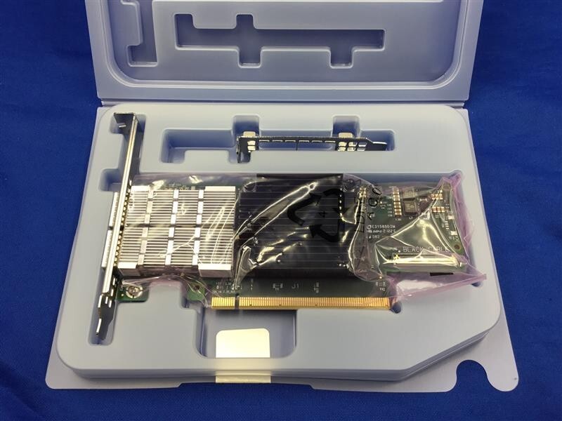 MCX613106A-VDAT  Mellanox ConnectX®-6 200GbE Dual-Port QSFP56 4.0 x16 EN Card