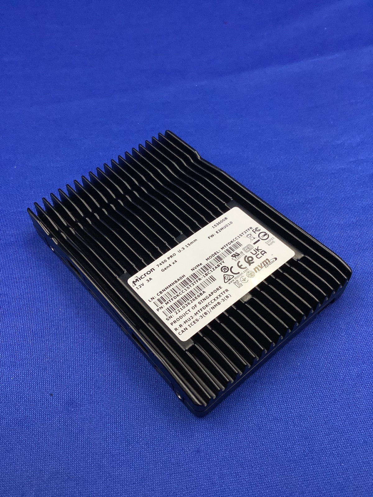 MTFDKCC15T3TFR Micron 7450 PRO 15.36TB U.3 15mm PCIe NVMe 2.5'' SSD