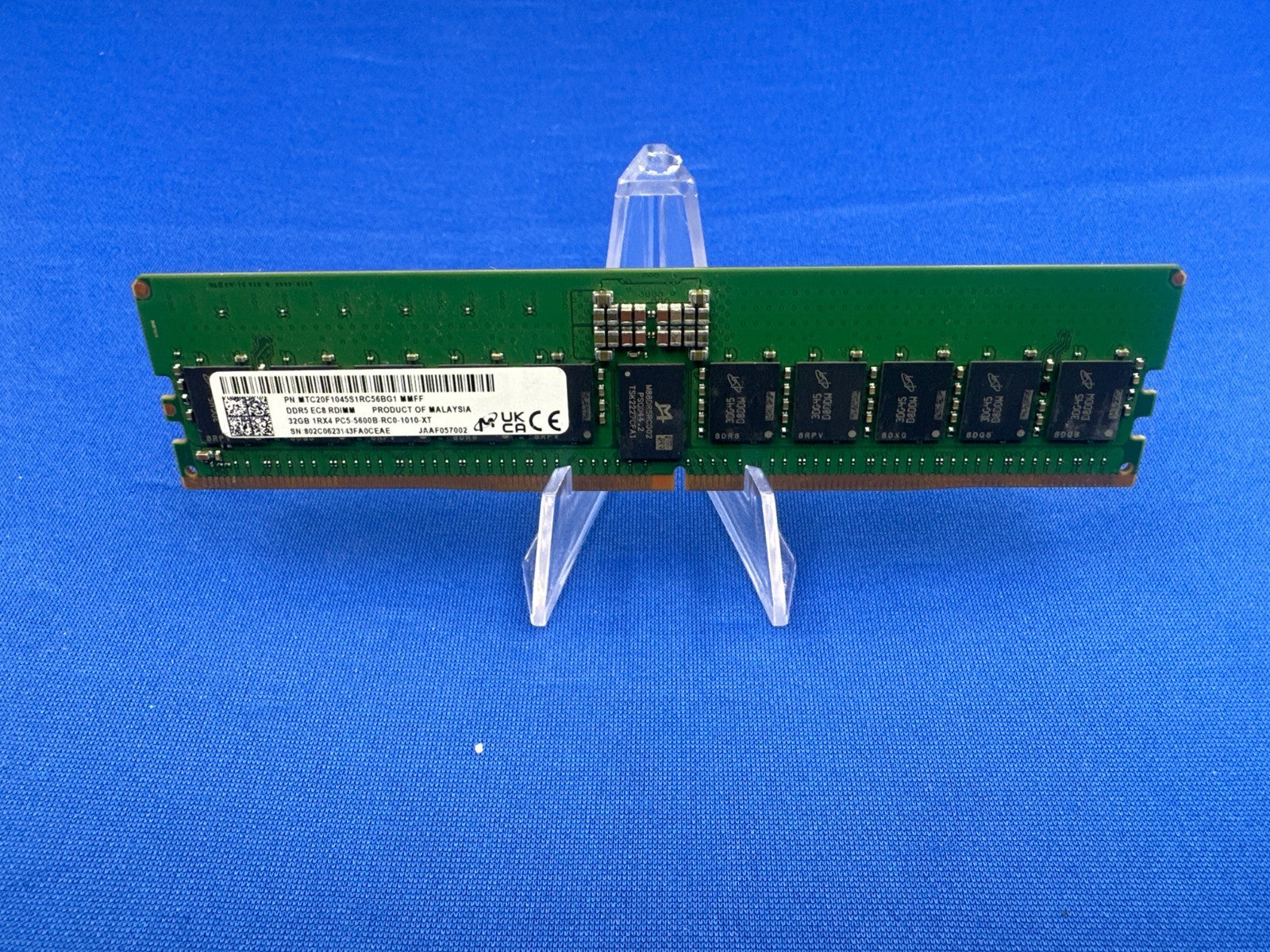 MTC20F1045S1RC56BG1 MICRON 32GB (1x32GB) 1RX4 PC5-5600B MEMORY