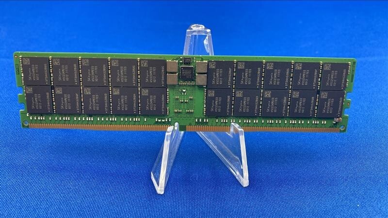 HMCT04MEERA131N HYNIX 128G (1X128GB) 2S2RX4 PC5-4800B RDIMM MEMORY