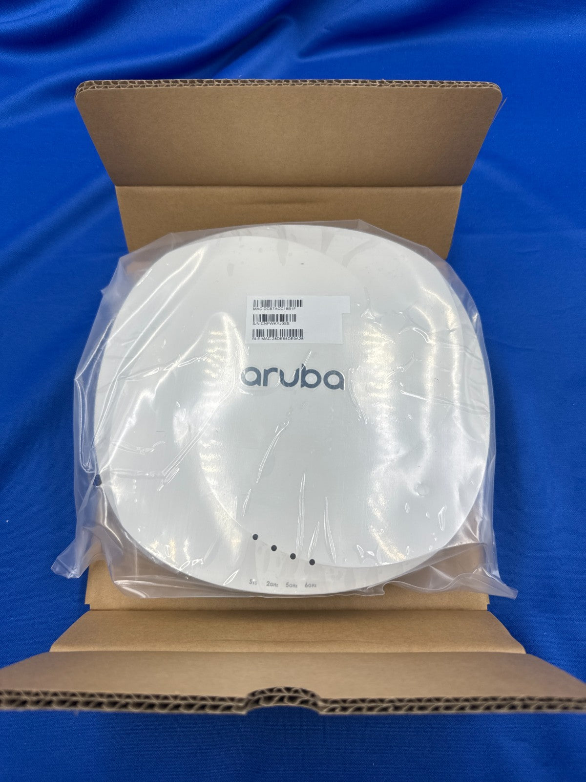 New R7J28A HPE ARUBA AP-635 (US) TRI-RADIO WI-FI 6E INTERNAL ANTENNAS CAMPUS AP