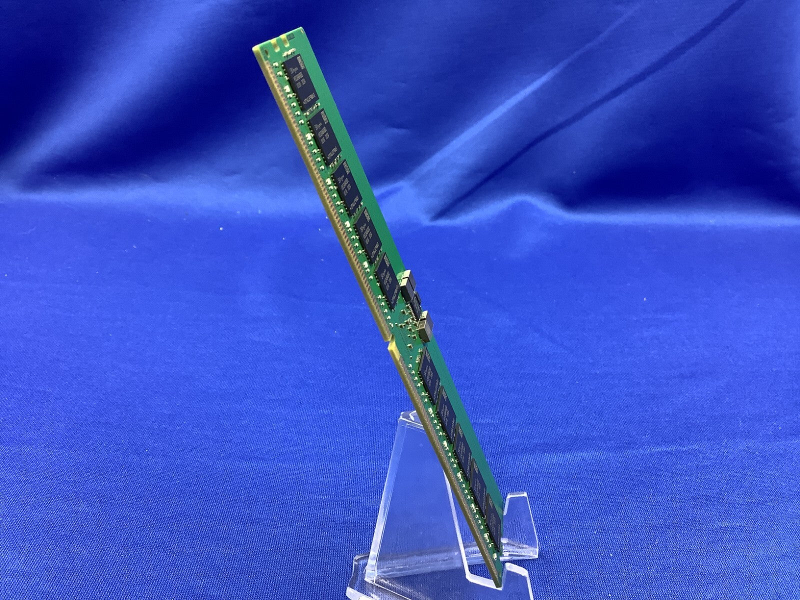 HMCG88AGBRA188N HYNIX 32GB (1X32GB) 2Rx8 PC5-5600B EC8 RDIMM MEMORY