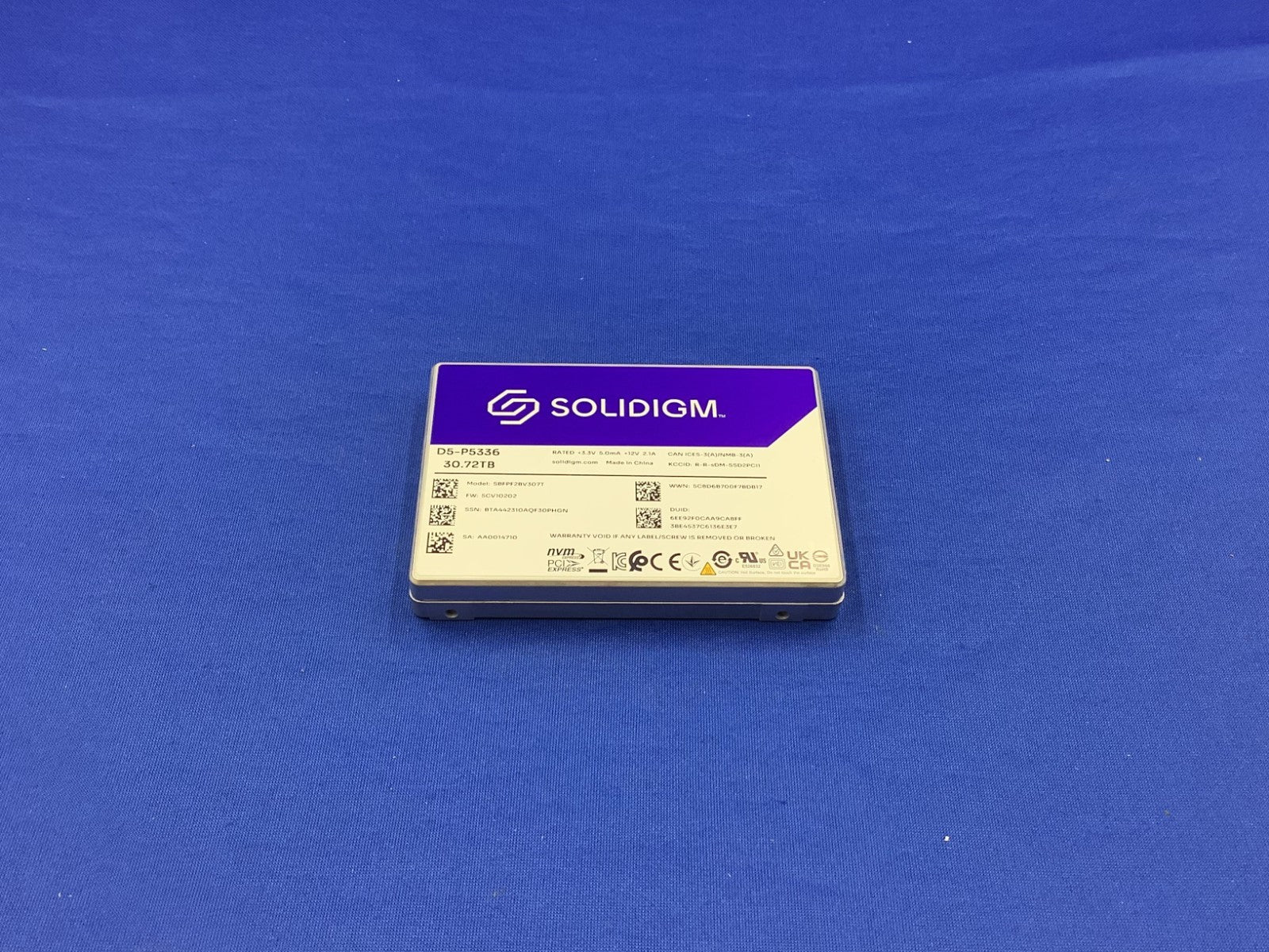 SBFPF2BV307T001 Solidigm D5-P5336 Series (30.72TB, 2.5in PCIe 4.0 x4, 3D5, QLC)