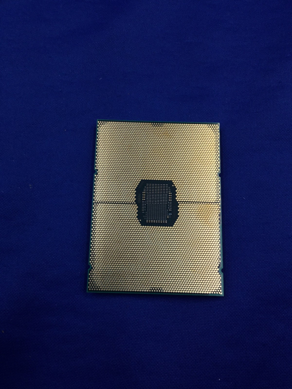 SRKXC  Intel Xeon Gold 6312U 2.4GHz 24-Core 36 MB 185W Processor CD8068904658902