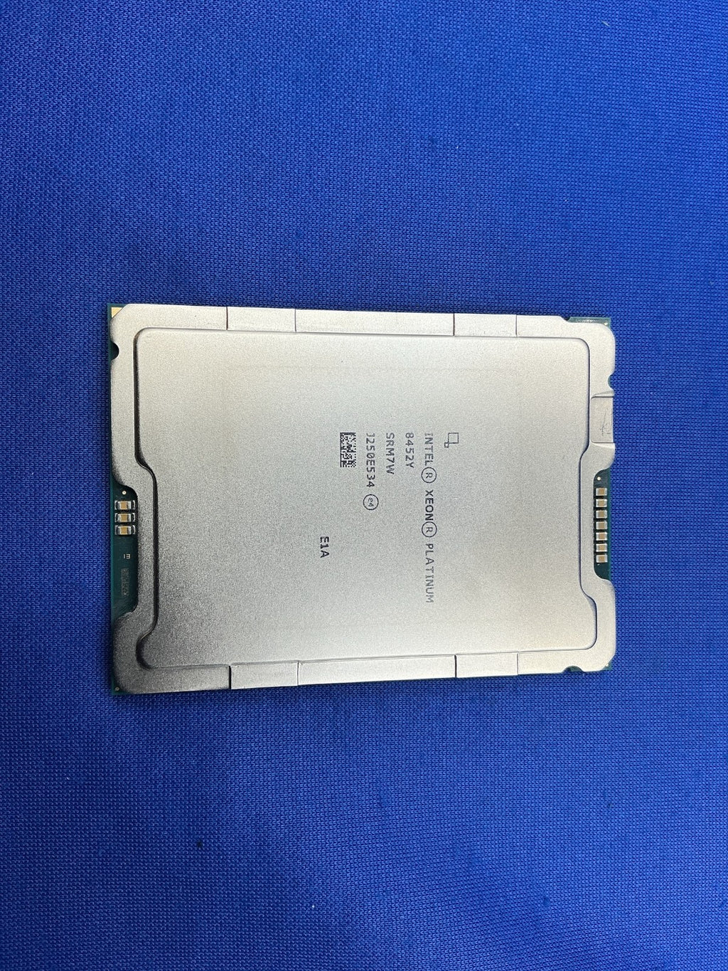 SRM7W Intel Xeon Platinum 8452Y 36-Cache 2.00 GHz 300W 67.5M CPU PK8071305076101