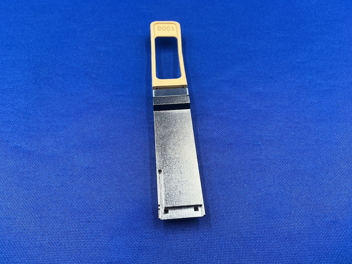 QSFP-100G-SR4 Arista networks XVR-10067-20 100GBASE-SR4 100GB QSFP 850nm SFP