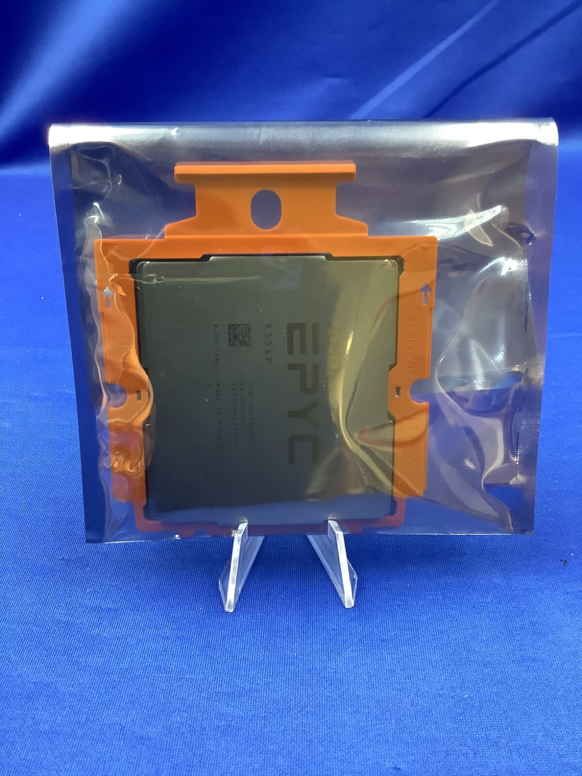 AMD EPYC 9354P 32Core 3.25GHz SP5 256MB 280W CPU 100-000000805 UNLOCKED