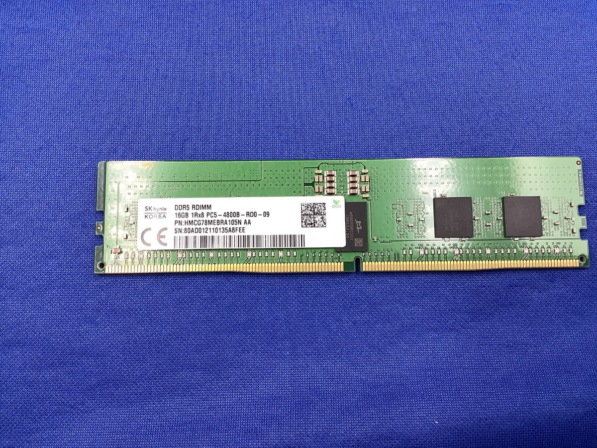 HMCG78MEBRA105N HYNIX 16GB (1x16GB) 1Rx8 PC5-4800B MEMORY
