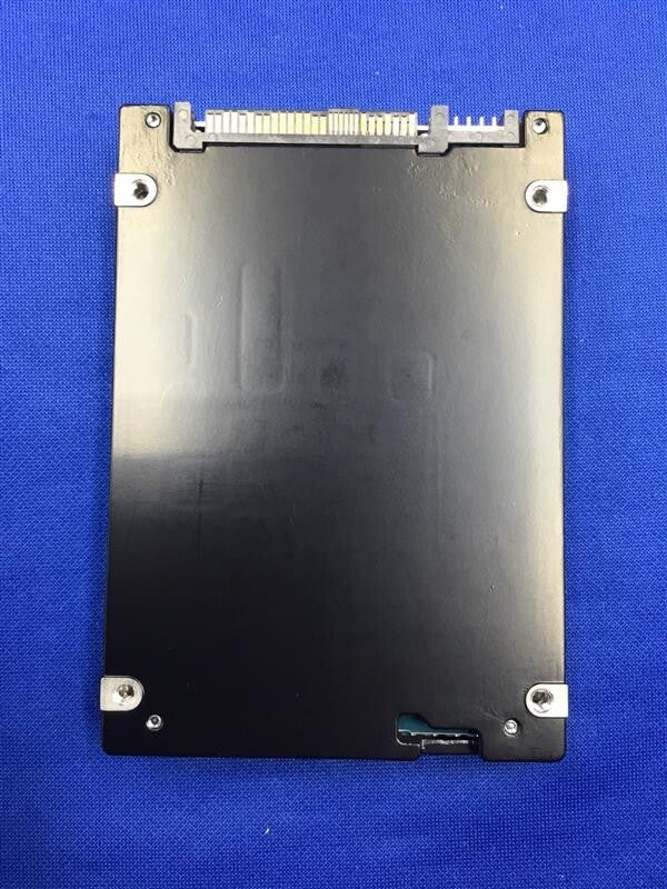 KCD8XVUG12T8 Kioxia CD8-V Series 12.8TB Mixed Use PCIe 4.0 x4 (NVMe) 3DWPD 2.5