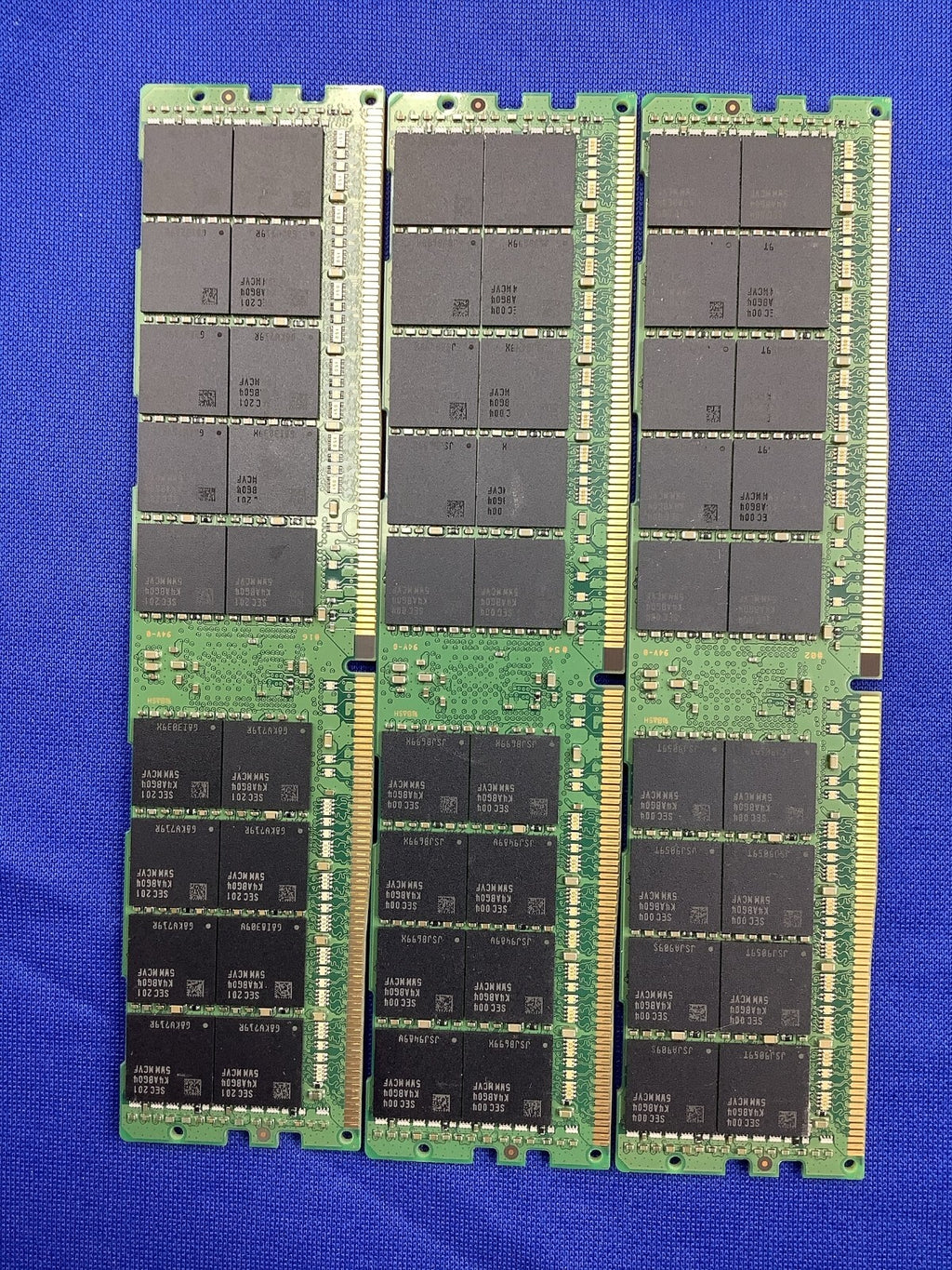 P11057-1A1 HPE 128G (1X128GB) 4Rx4 PC4-2933Y LR SMART MEMORY P19047-B21