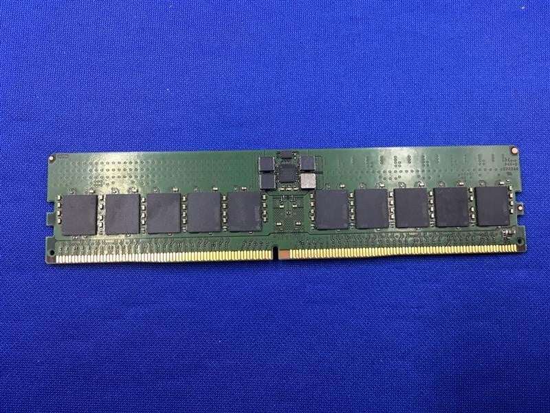 MTC20F1045S1RC48BA2 MICRON 32GB (1X32GB) 1RX4 PC5-4800B RDIMM MEMORY