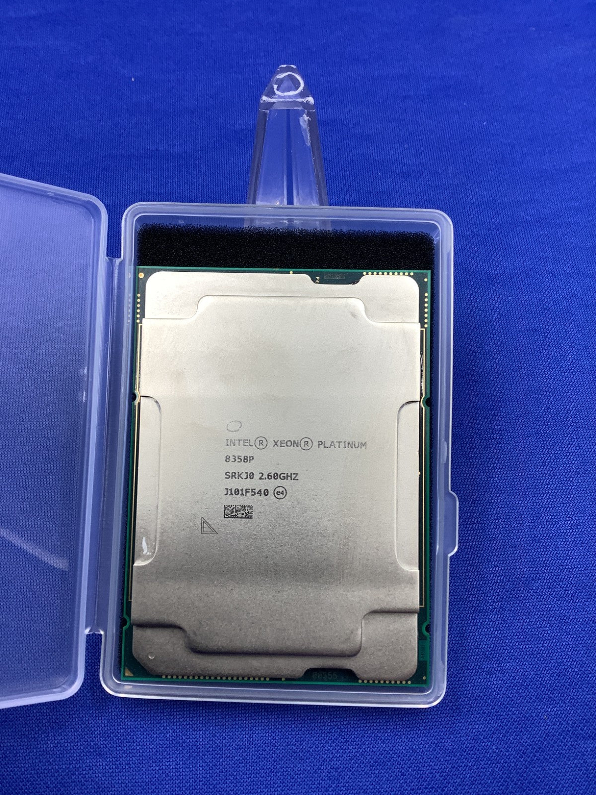 SRKJ0 Intel Xeon Platinum 8358P 32-Core 2.60 GHz 48M Cache 240W CPU