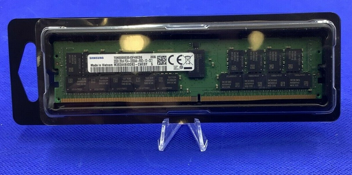 M393A4K40DB3-CWE SAMSUNG 32GB (1X32GB) 2RX4 PC4-3200AA SERVER MEMORY