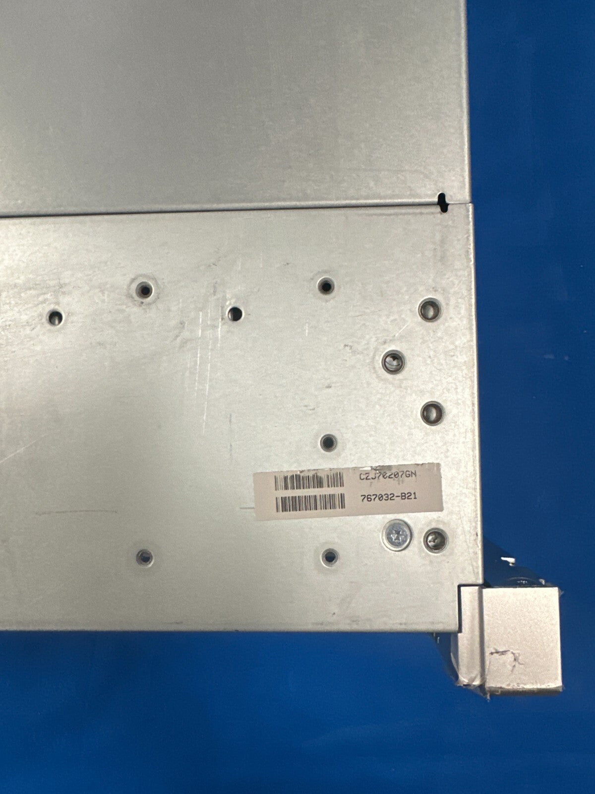 767032-B21 HP ProLiant DL380 Gen9 24x SFF CTO 843307-001 2x500W PSU