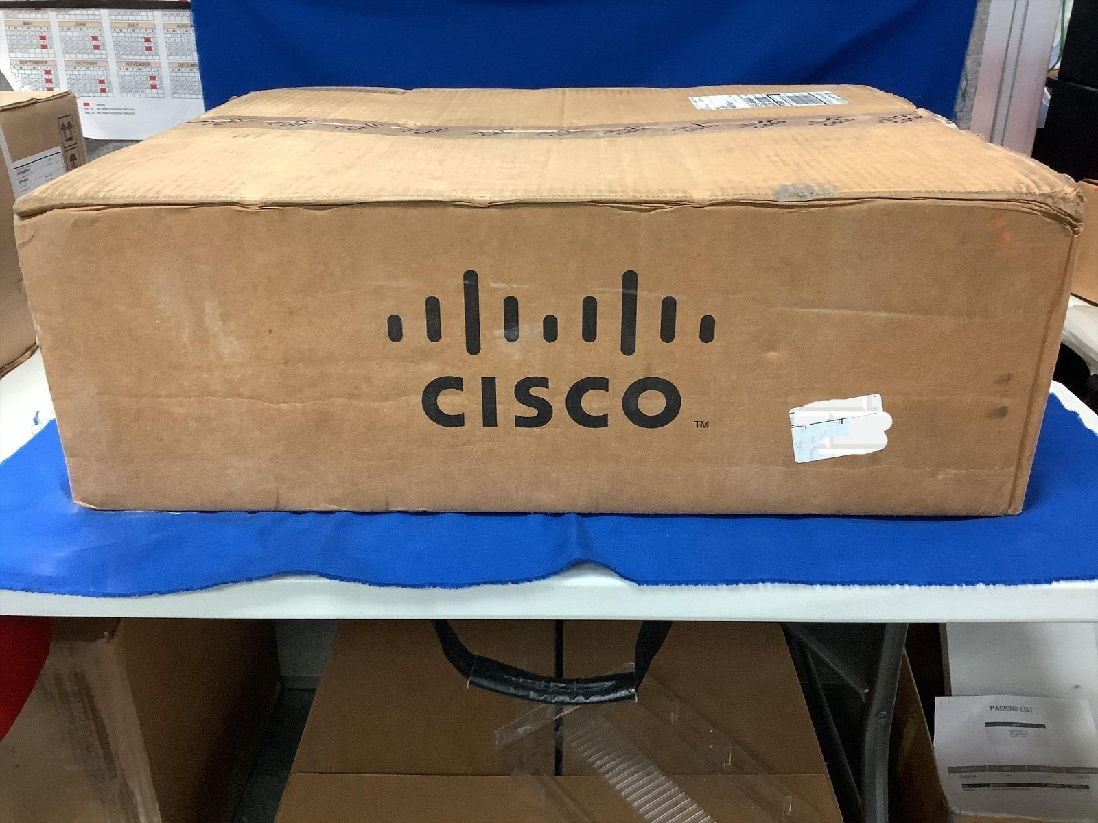NOB Cisco Catalyst 9300 C9300-48UN-E 48-port 5G Switch