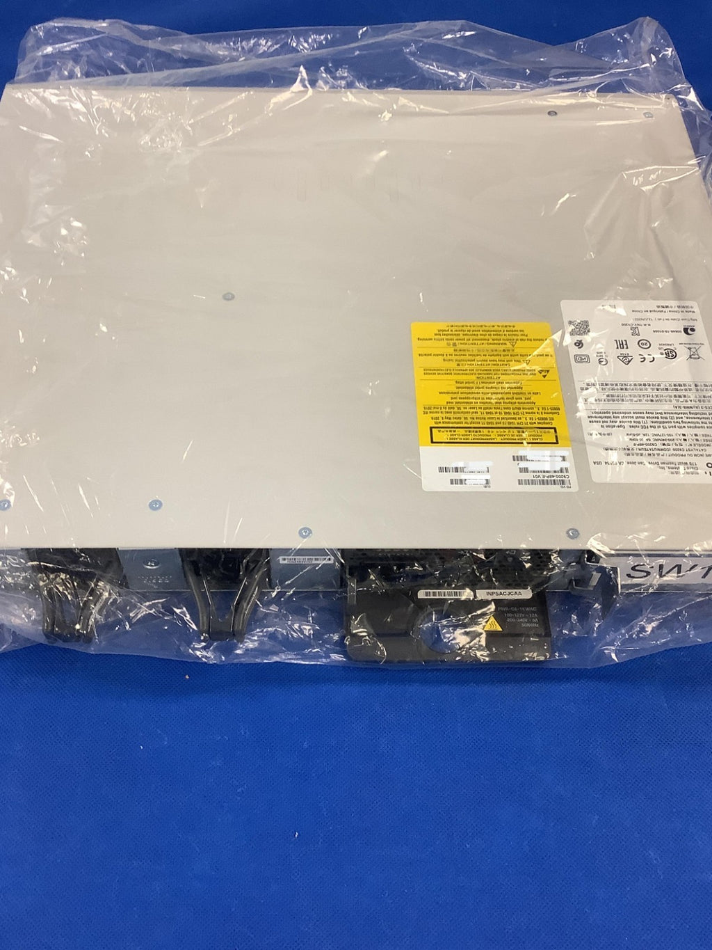 NOB C9200-48P-E Cisco C9200-48P-E Catalyst 9200 48-Port PoE+ Network Essentials