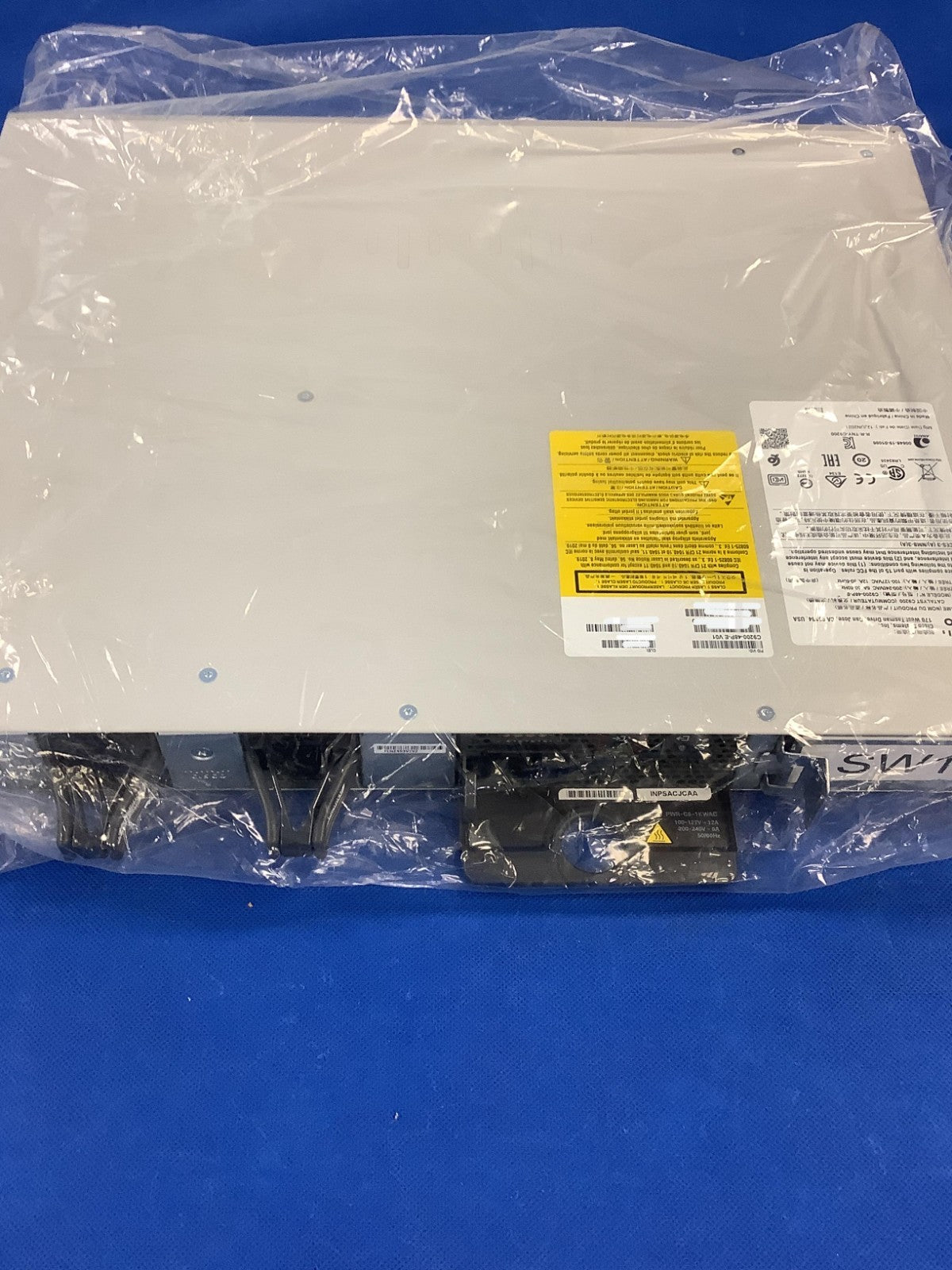 NOB C9200-48P-E Cisco C9200-48P-E Catalyst 9200 48-Port PoE+ Network Essentials
