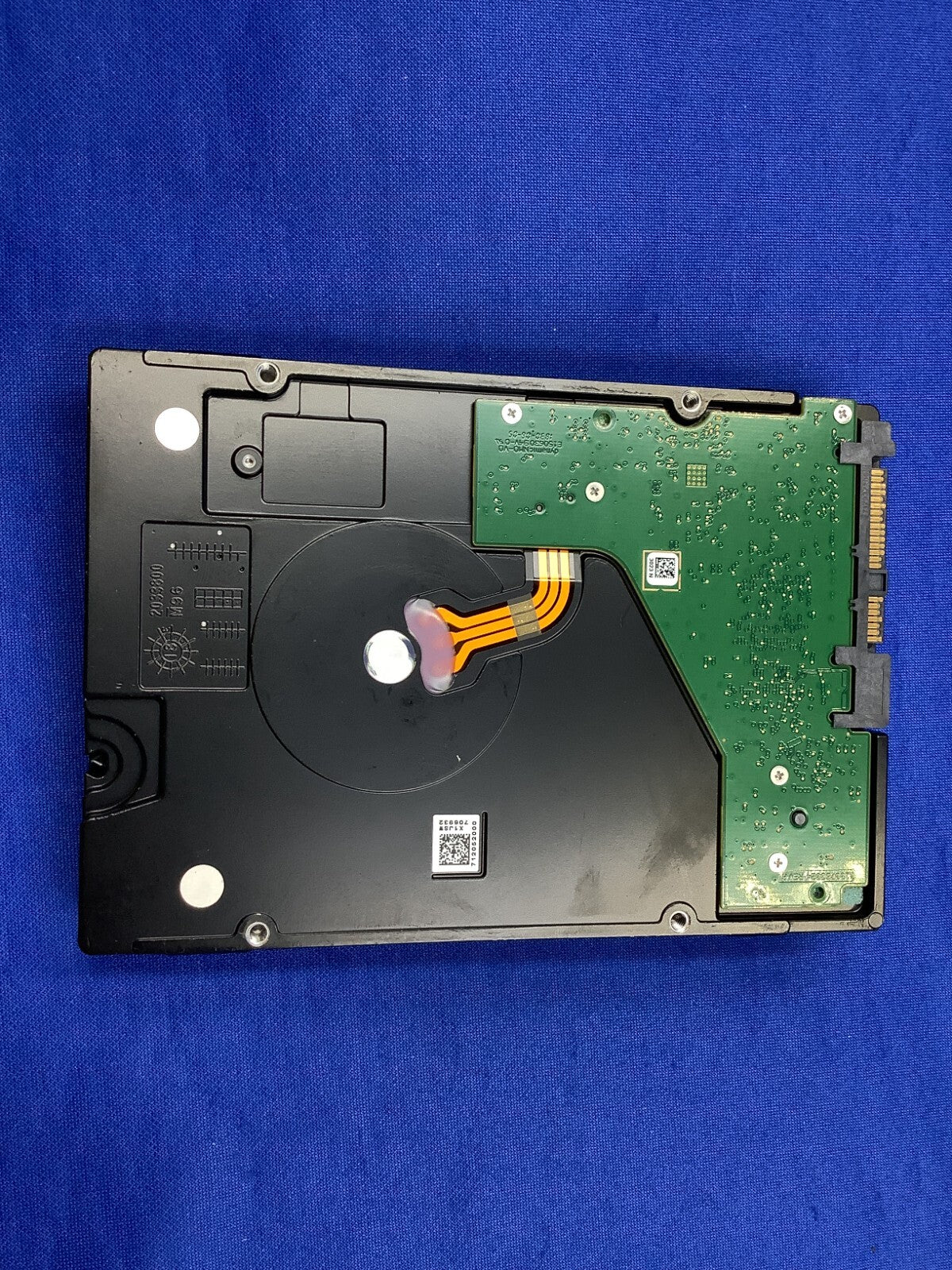 ST8000NM0095 Seagate Exos 7E8 8TB 7.2K SAS 12Gb/s 256MB SED 3.5" 4Kn HDD