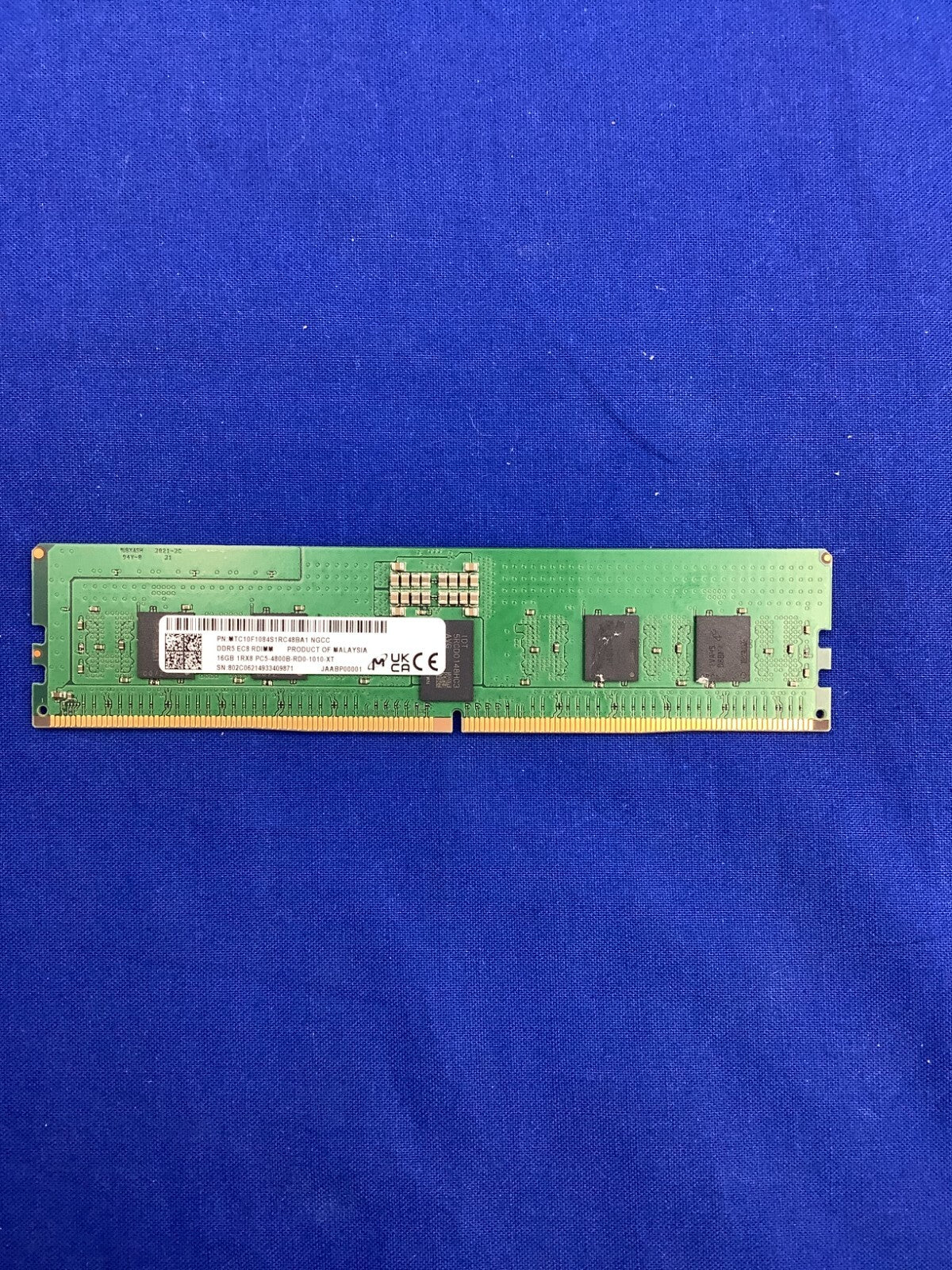 MTC10F1084S1RC48BA1 MICRON 16GB (1X16GB) 1Rx8 PC5-4800B SERVER MEMORY