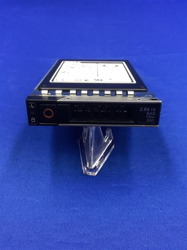 0JR1HP DELL SAMSUNG MZ-ILS3T8B 3.84TB 12Gb/s TLC SAS III 2.5IN SSD JR1HP