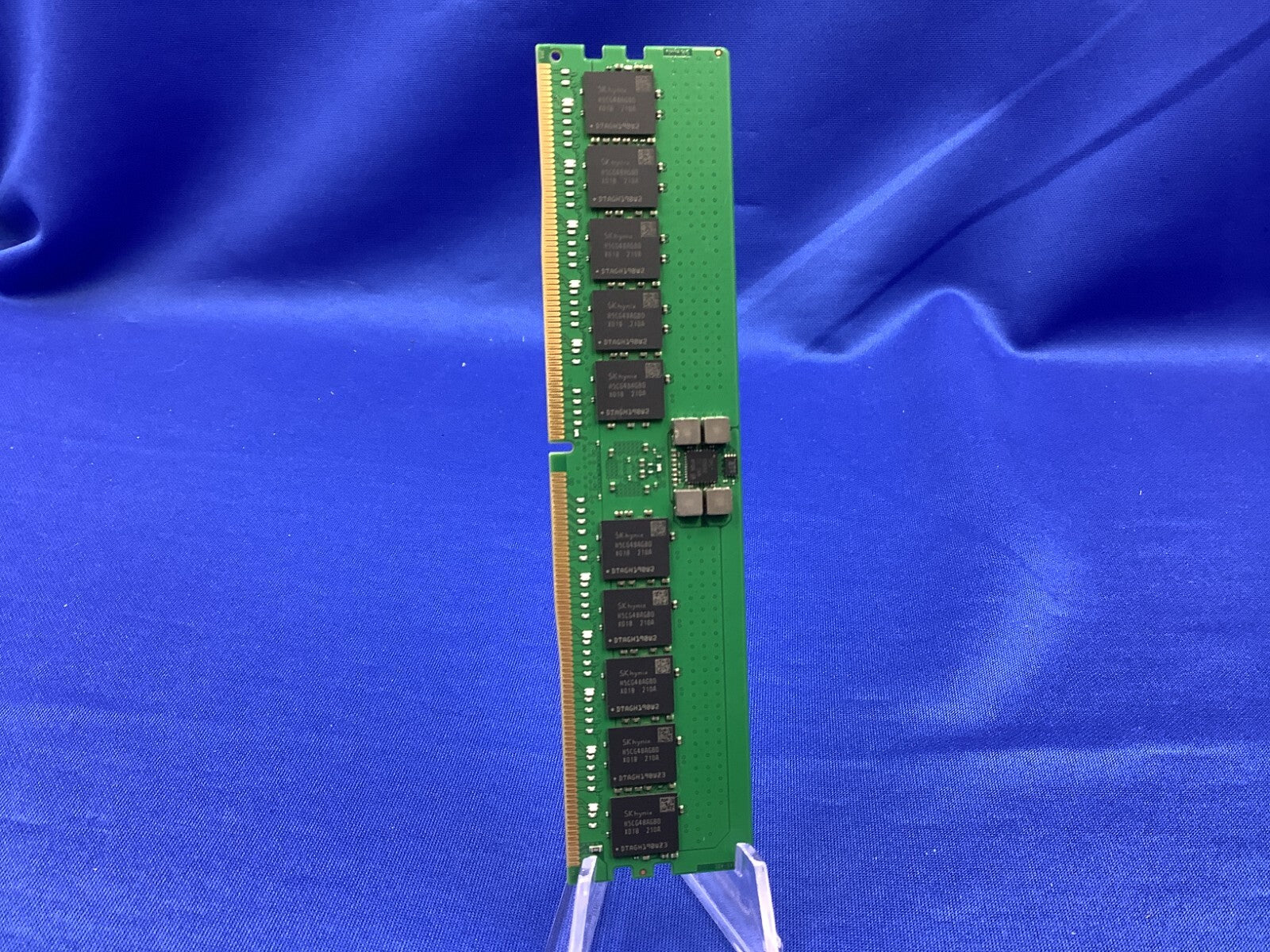 HMCG88AGBRA192N HYNIX 32GB (1X32GB) 2Rx8 PC5-5600B EC8 RDIMM MEMORY