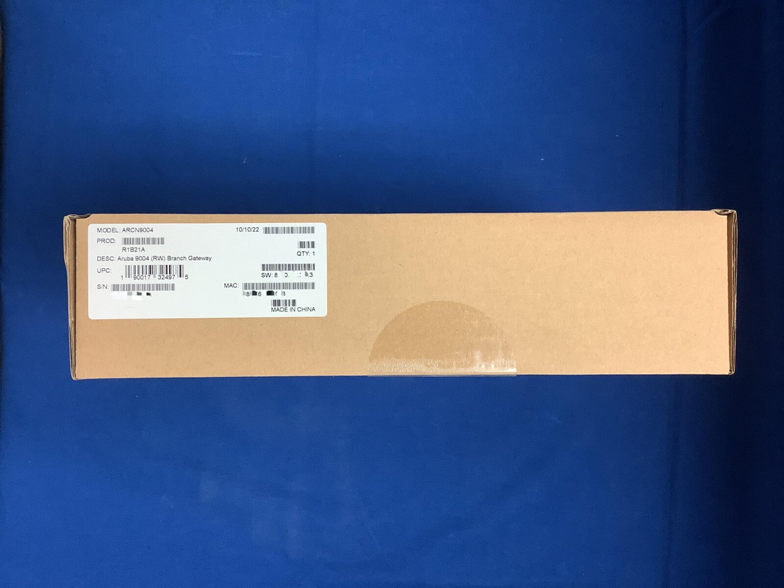 R1B21A HPE ARUBA NETWORKING 9004 (RW) 4-PORT GBE RJ45 2K CLIENTS -32 APS GATEWAY