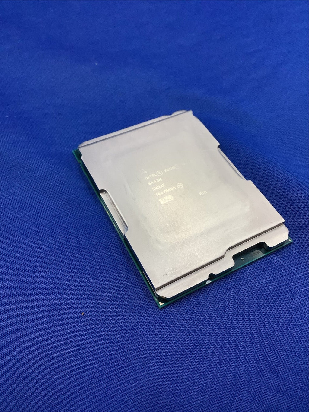 INTEL XEON Gold 6443N 2.0GHz-3.60GHz 60M Cache 1.90 GHz 195W Processor SRN2F