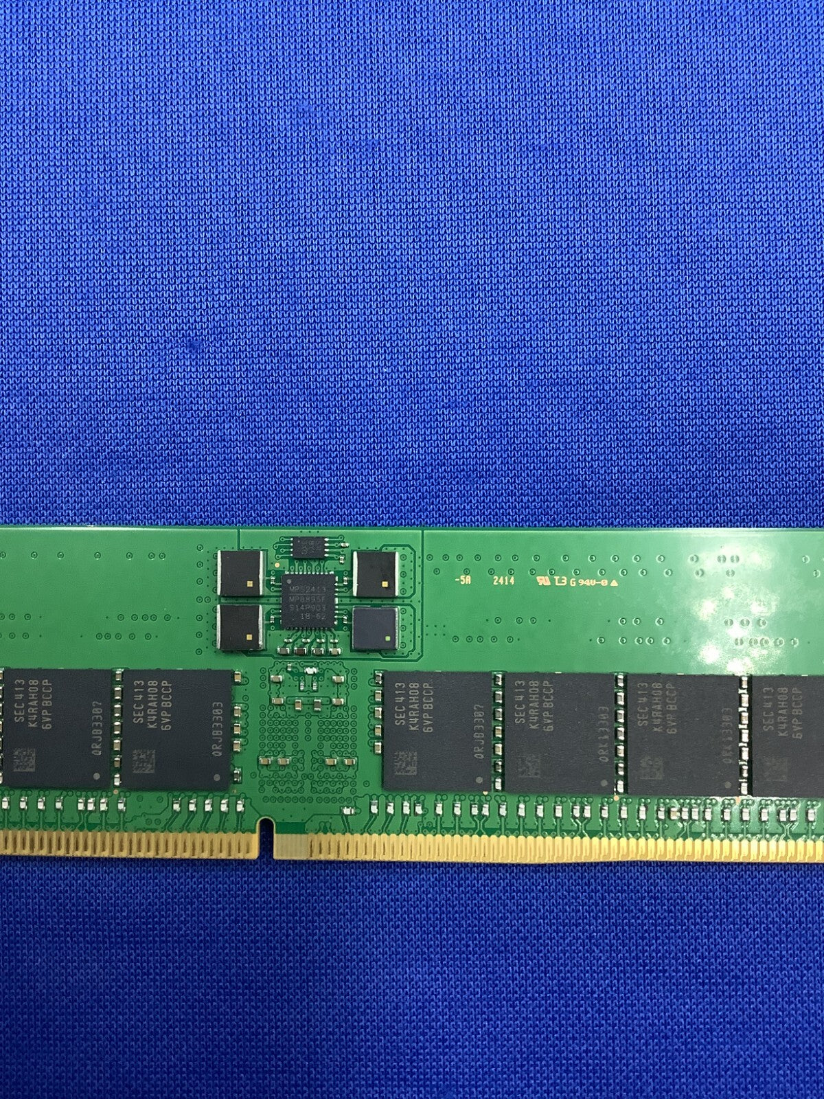 M321R4GA3PB2-CCP SAMSUNG 32GB (1X32GB) 2Rx8 PC5-6400B RDIMM MEMORY