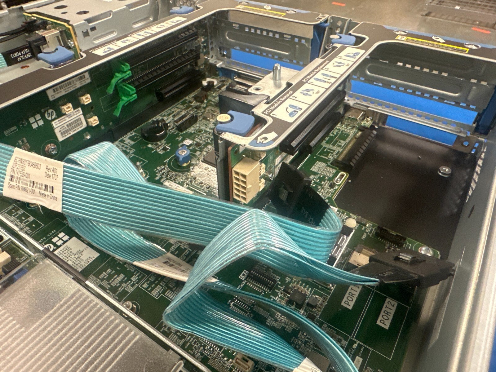 HPE PROLIANT DL380 GEN9 24SFF 843307-001 SERVER W/ Heatsink Fan 800W PSU