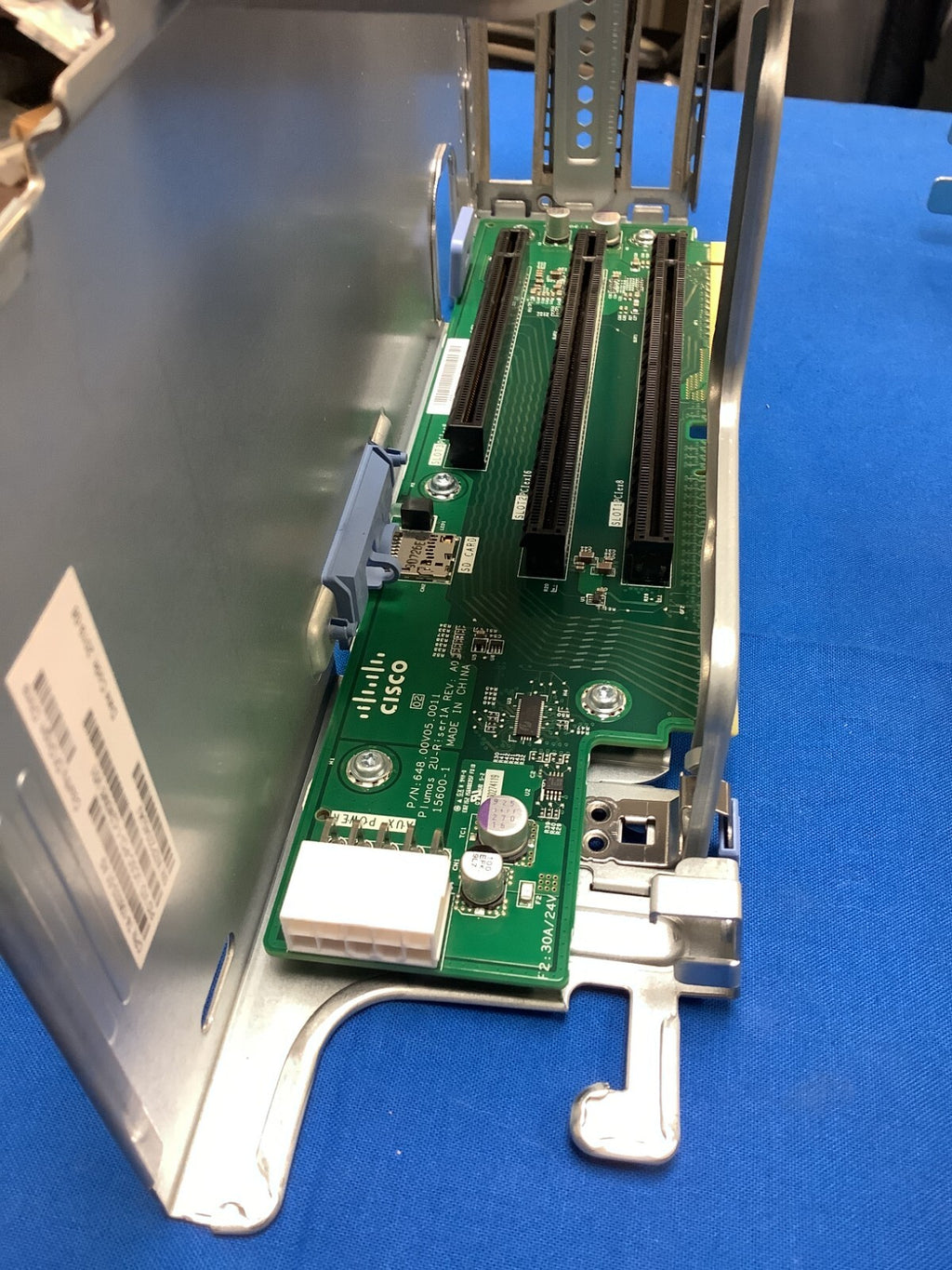Cisco UCSC C240-M5S 8 SFF Server W/15016-1 Raid 1050W PSU FAN HS storage battery