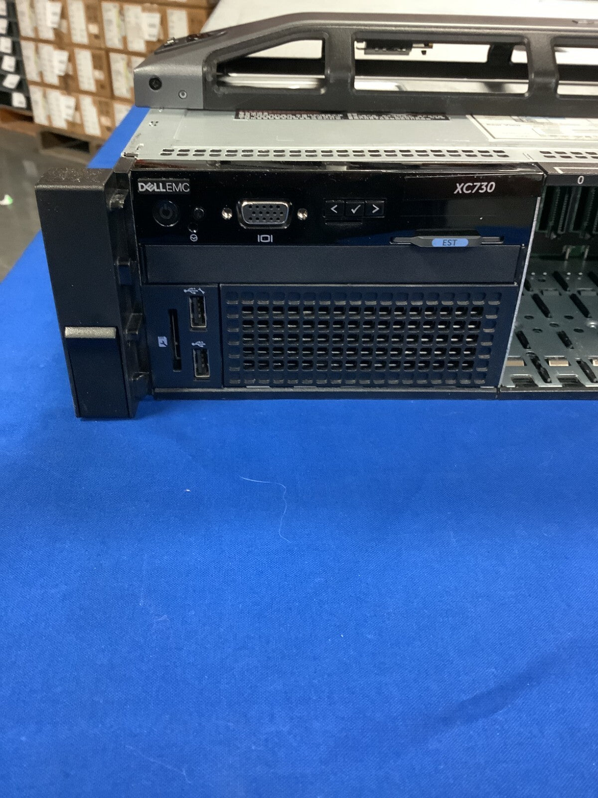 Dell EMC XC730 G13 16 bay 2.5"  072T6D 2x1100w PSU Heatsink Fans cables 16GB SD