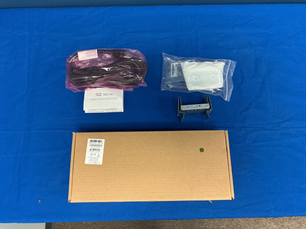 New Open C9300-48P-M Cisco Meraki Catalyst 9300 48 Port PoE+ Network Switch