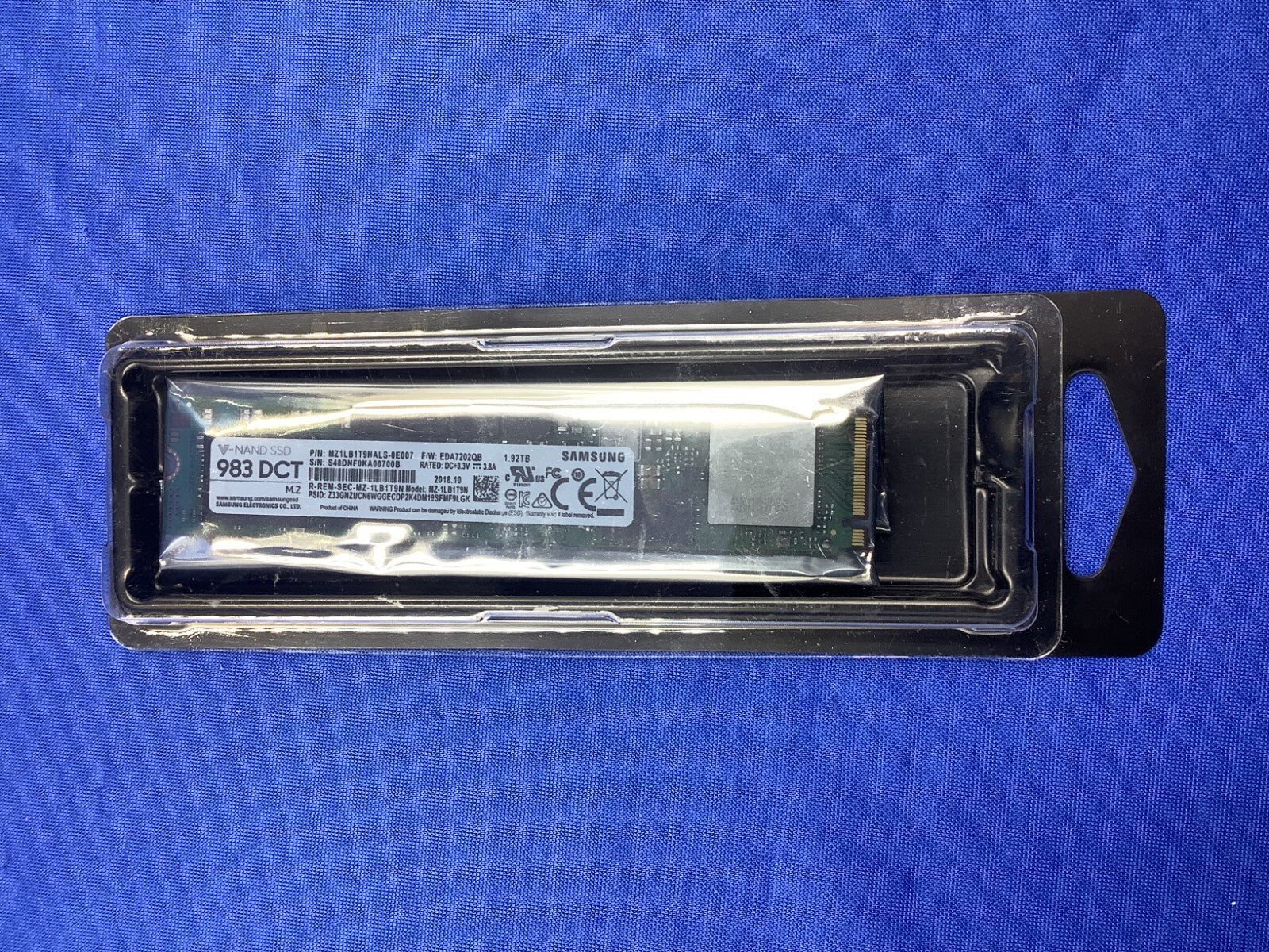 MZ-1LB1T9N Samsung 983 DCT 1.92TB NVMe PCIe M.2 SSD MZ1LB1T9HALS-0E007