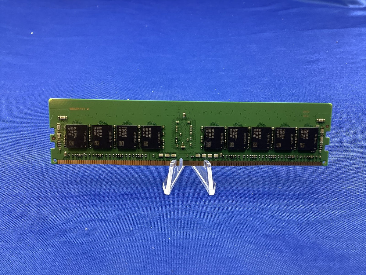 M393A4G40BB3-CWE SAMSUNG 32GB (1X32GB) 1RX4 PC4-3200A RDIMM MEMORY
