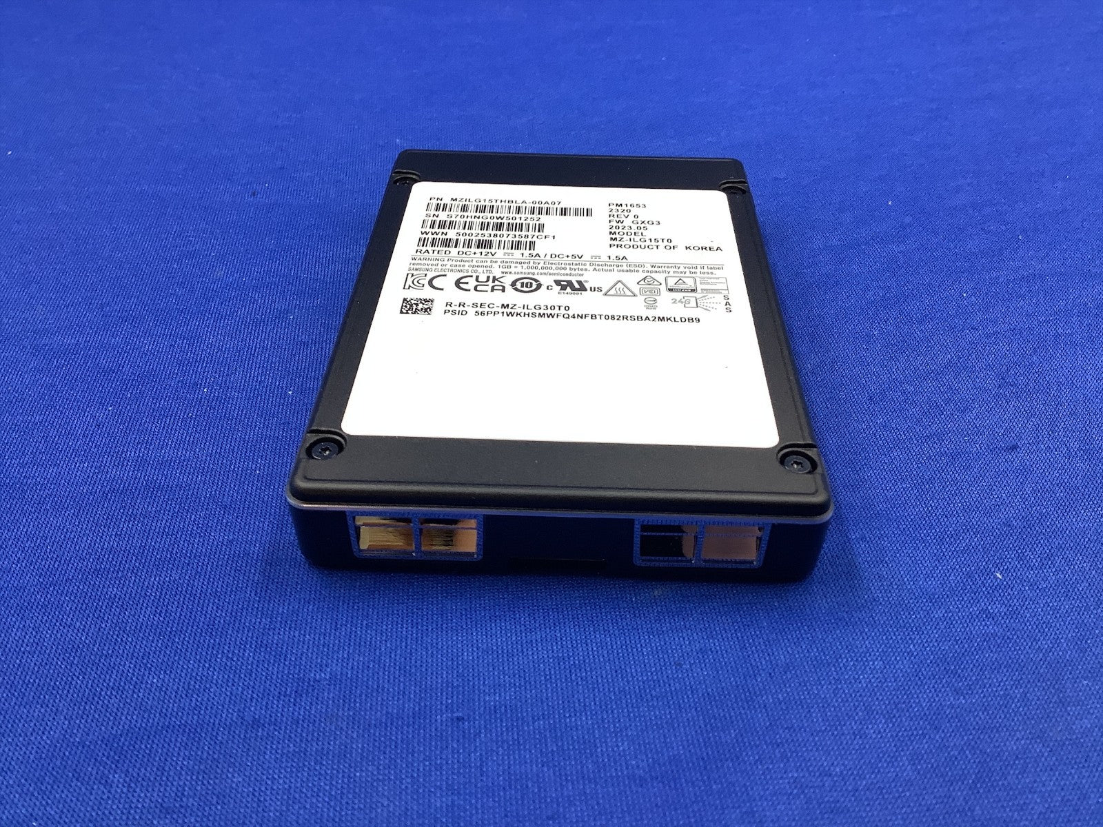 MZ-ILG15T0 Samsung PM1653 15.36TB SAS 24Gb/s 2.5'' Enterprise SSD New