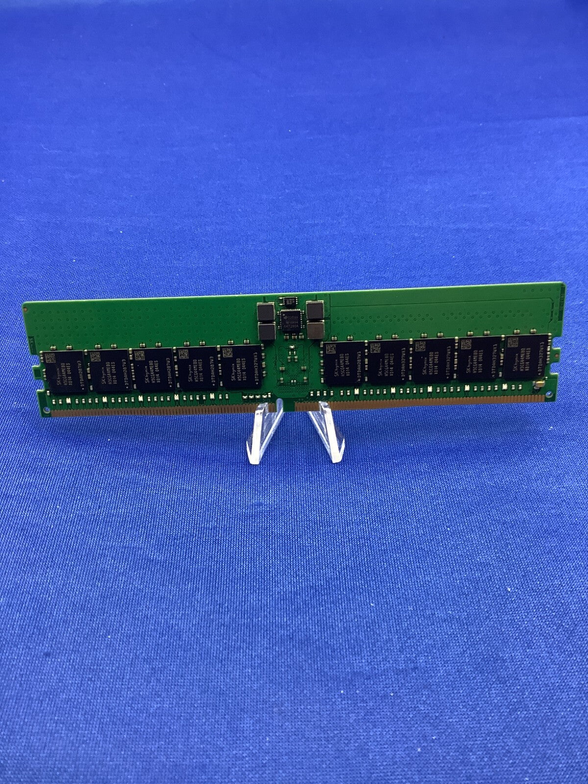 HMCG84MEBRA107N HYNIX 32GB (1X32GB) 1RX4 PC5-4800B ECC RDIMM MEMORY