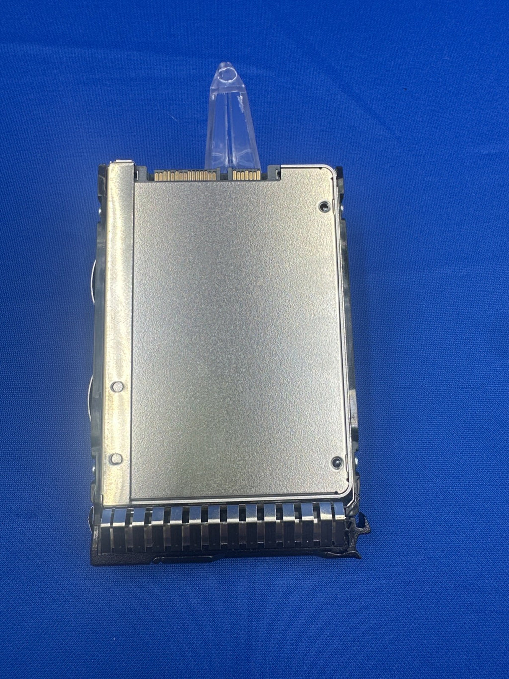 P27157-B21 HEP 3.84TB SATA 6G Read Intensive Digitally Signed SFF SC SSD SE4011