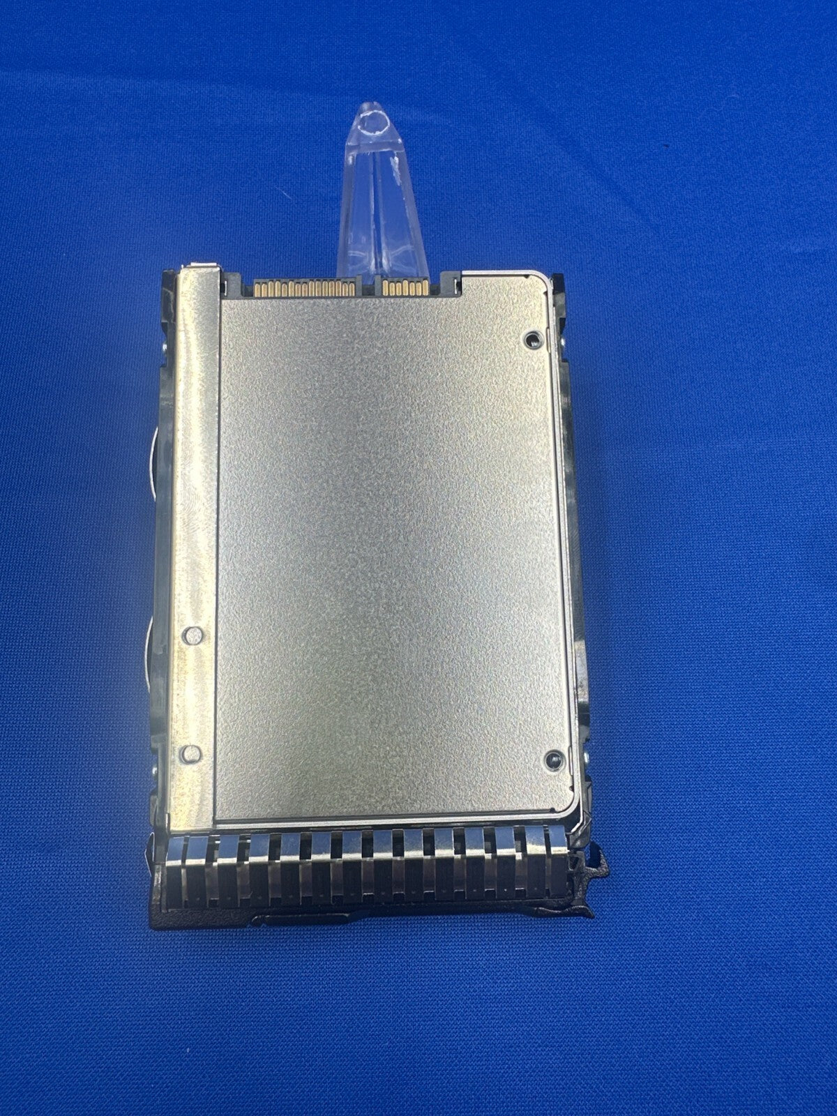 P27157-B21 HEP 3.84TB SATA 6G Read Intensive Digitally Signed SFF SC SSD SE4011